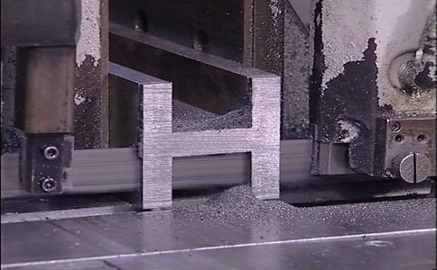 百色大揭秘：带锯条价格多少钱才能买到高质量的产品？